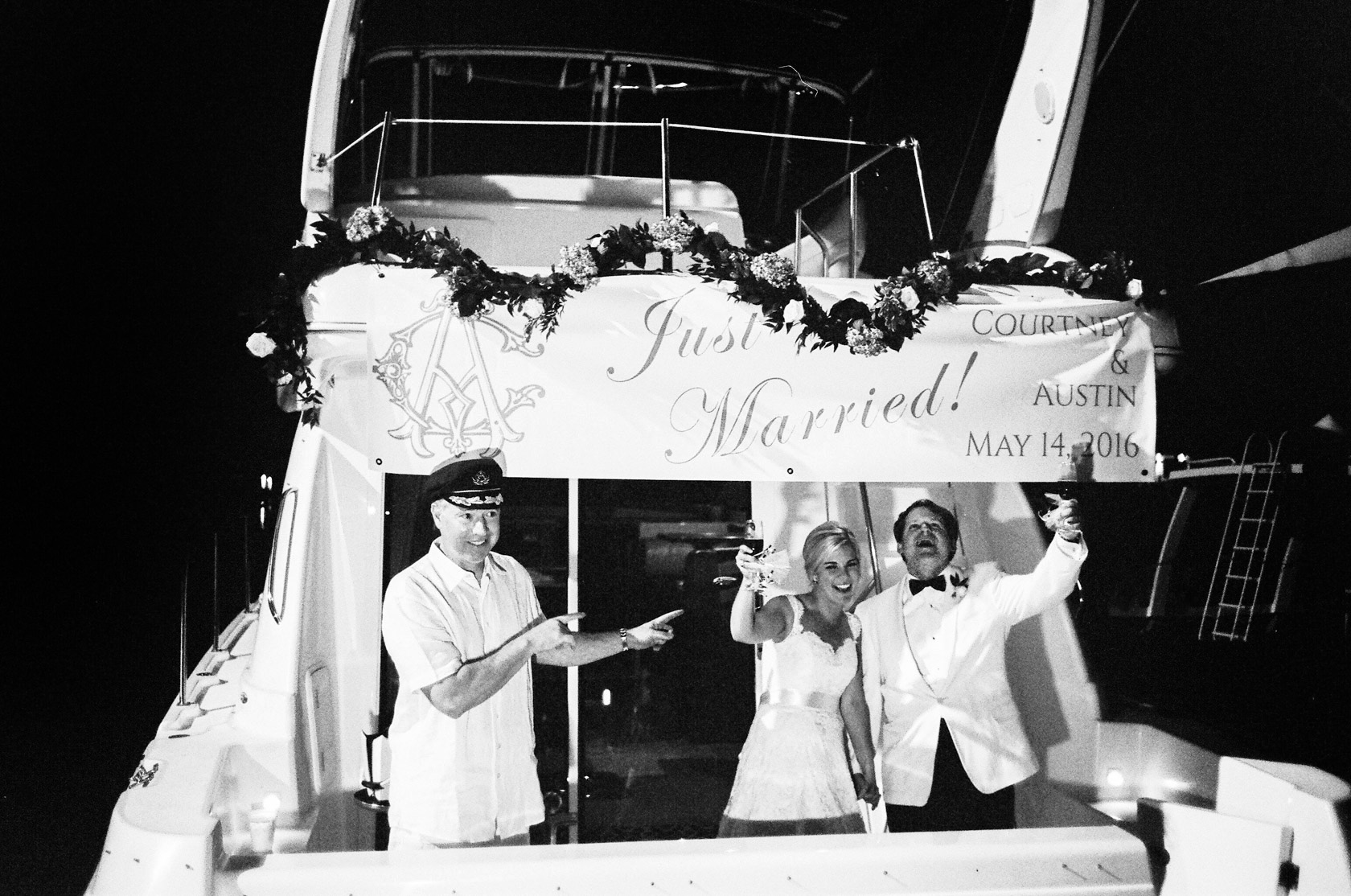 new orleans yacht club wedding boat departure 04