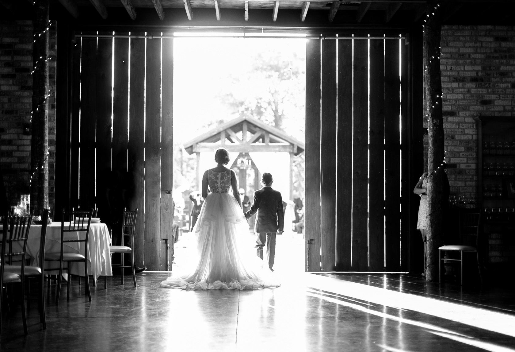 berry barn wedding ceremony - 03