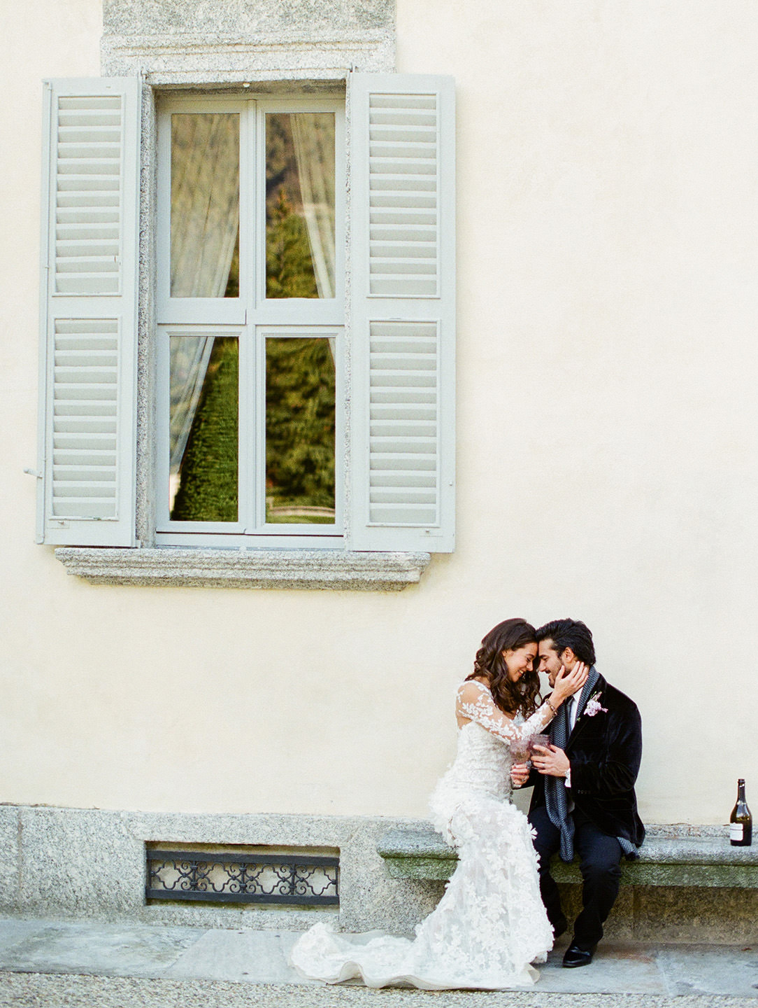 lake como elopement bride and groom celebrate