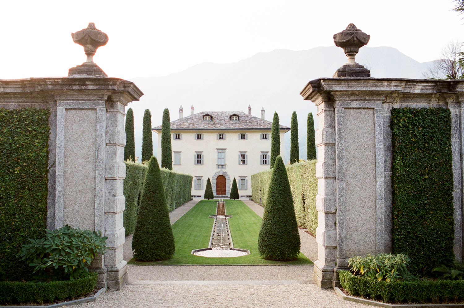 A Sophisticated Wedding in an 18th-Century Italian Villa - Wed Vibes